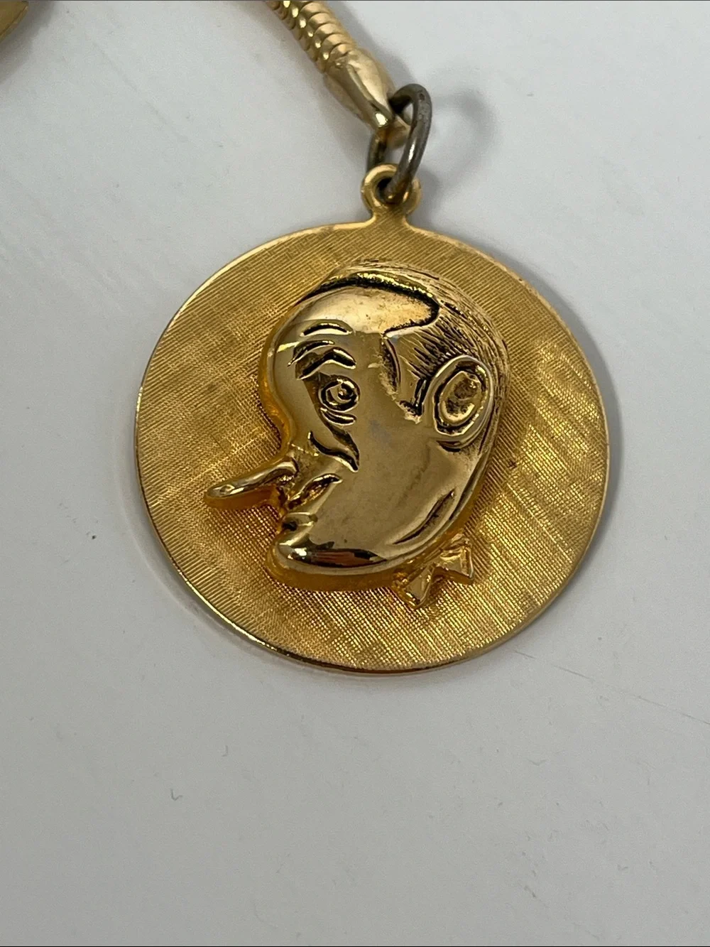 Vintage Bob Hope Gold Tone Keychain Celebrity Souvenir Comic Caricature Key Ring